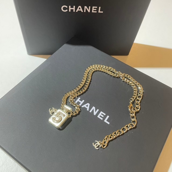 Chanel N°5白香水瓶銀色項鍊