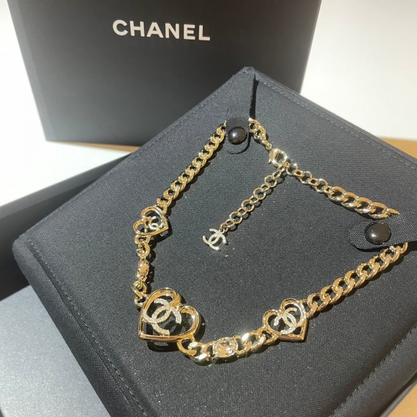 Chanel 金心鑽墜鍊