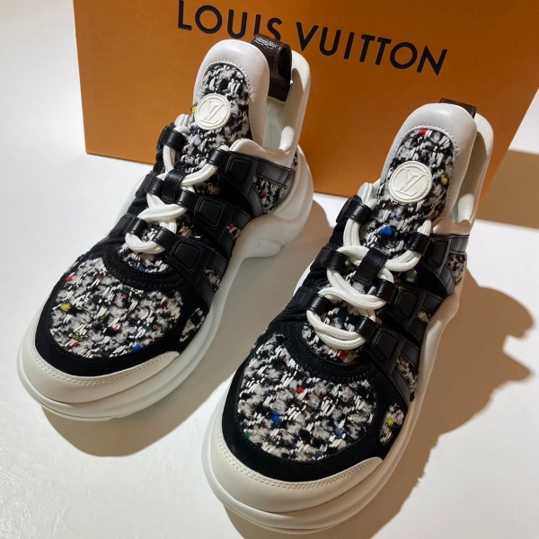 Louis Vuitton  老爹鞋鞋頭彩色絨布