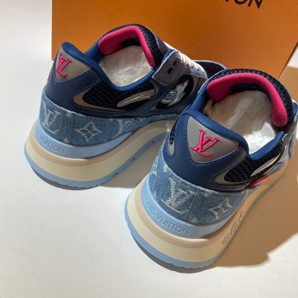 Louis Vuitton  Run away丹寧拼布運動鞋