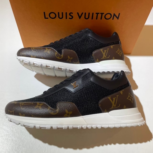 Louis Vuitton 麂皮側LV標鞋底金尾