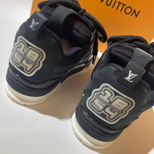 Louis Vuitton  SKATE黑色運動鞋