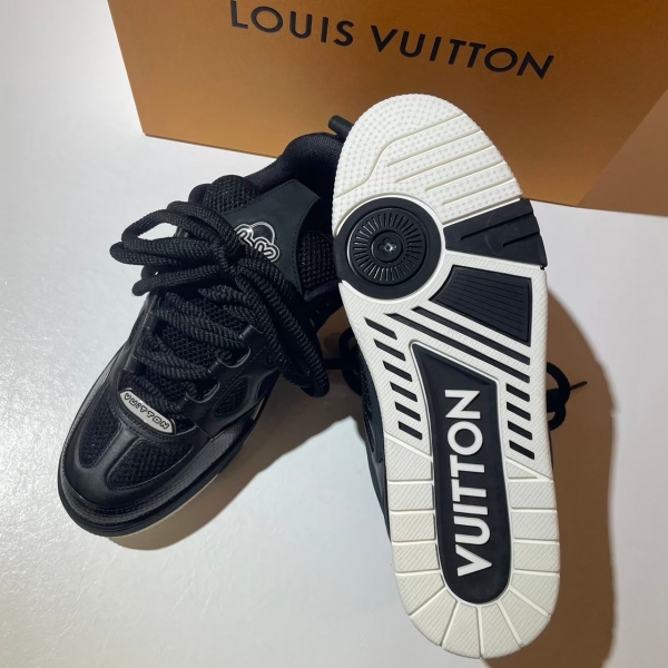 Louis Vuitton  SKATE黑色運動鞋