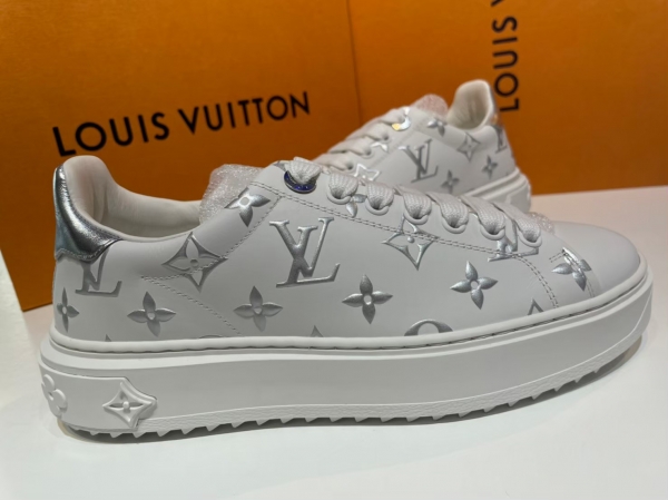 Louis Vuitton 滿版灰荖花銀尾白休閒鞋