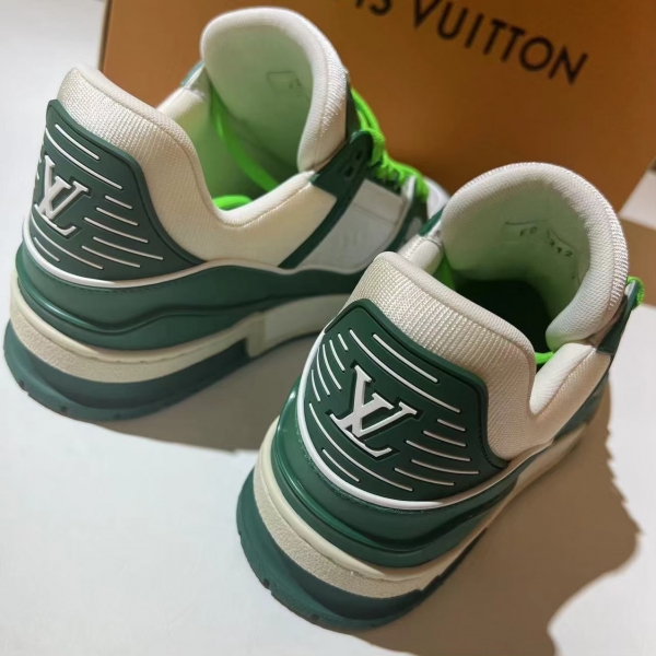 Louis Vuitton TRAINER牛油果綠白運動鞋