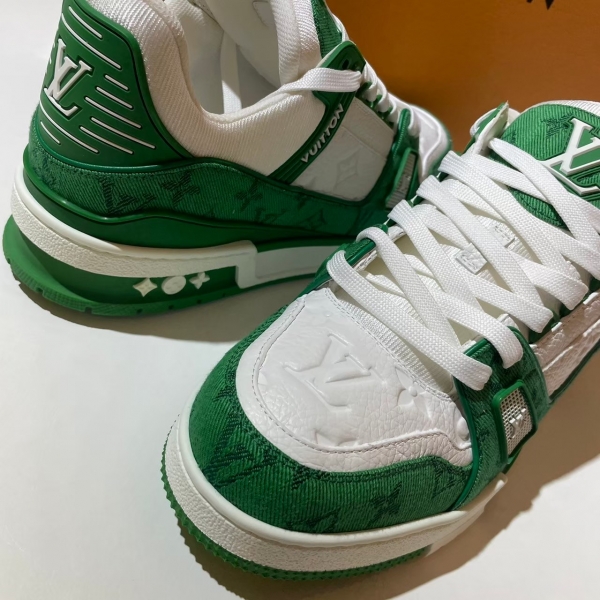 Louis Vuitton  丹寧綠白Trainer