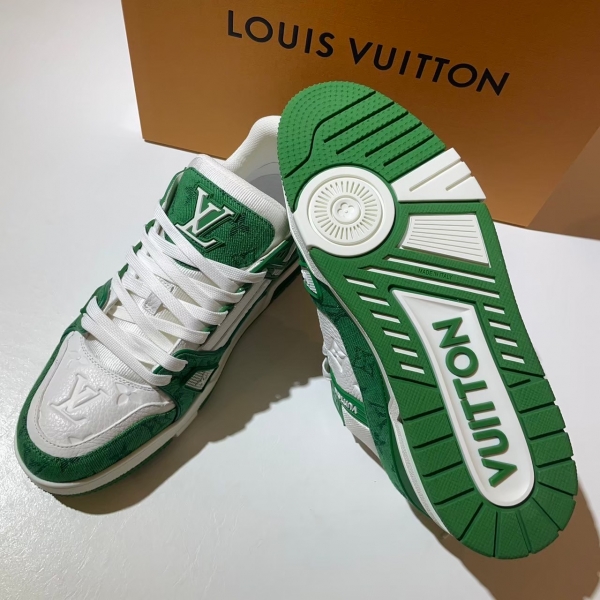 Louis Vuitton  丹寧綠白Trainer