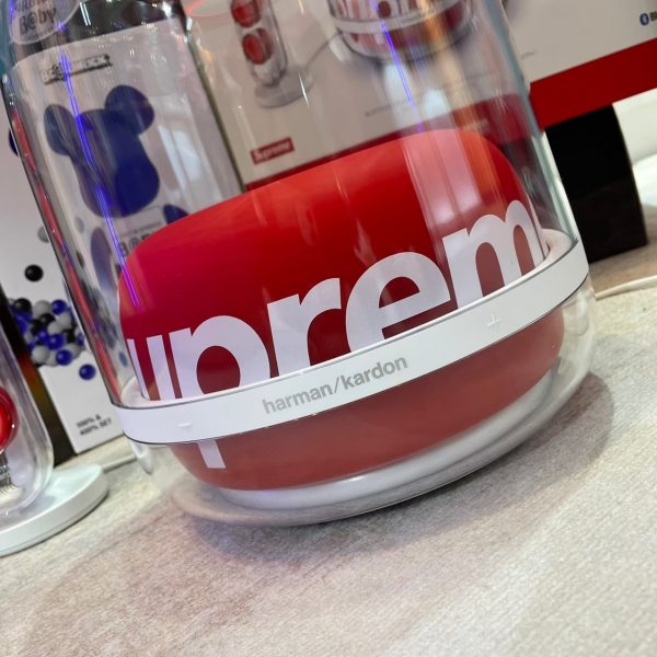 Supreme x HarmanKardon聯名喇叭